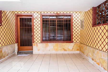 Casa à venda com 185m², 2 quartos e 1 vaga Casa à venda com 185m², 2 quartos e 1 vagaGaragem