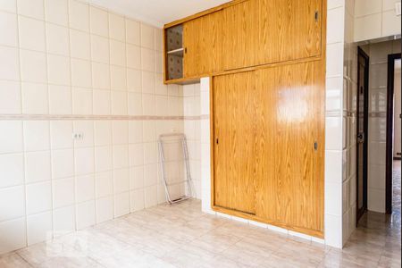 Casa à venda com 185m², 2 quartos e 1 vaga Casa à venda com 185m², 2 quartos e 1 vagaCozinha