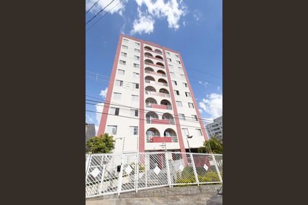 Apartamento para alugar com 65m², 3 quartos e 1 vaga Apartamento para alugar com 65m², 3 quartos e 1 vagaFachada