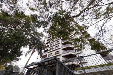 Apartamento à venda com 360m², 4 quartos e 3 vagas Apartamento à venda com 360m², 4 quartos e 3 vagasFachada