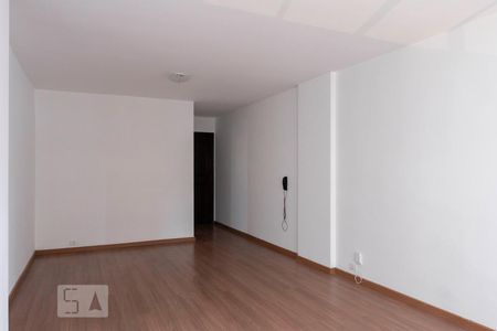 Sala de apartamento para alugar com 3 quartos, 87m² em Cristo Rei, Curitiba