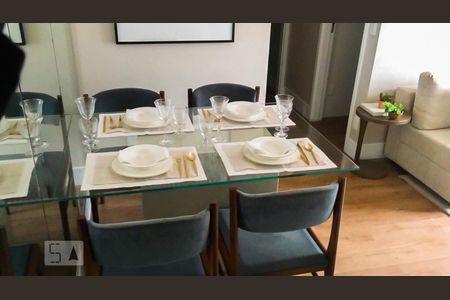 Sala de apartamento para alugar com 2 quartos, 55m² em Liberdade, São Paulo