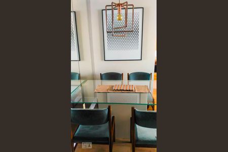 Sala de apartamento para alugar com 2 quartos, 55m² em Liberdade, São Paulo