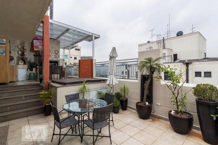 Apartamento à venda com 200m², 2 quartos e 3 vagasVaranda 02