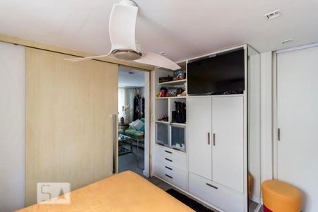 Apartamento à venda com 200m², 2 quartos e 3 vagasQuarto