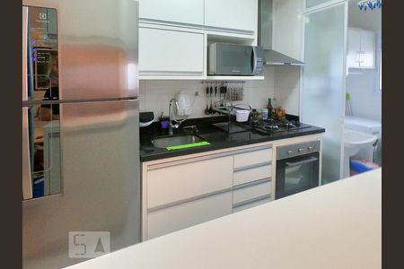 Apartamento à venda com 64m², 2 quartos e 1 vaga Apartamento à venda com 64m², 2 quartos e 1 vagaCozinha