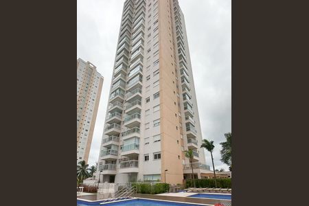 Apartamento à venda com 64m², 2 quartos e 1 vaga Apartamento à venda com 64m², 2 quartos e 1 vagaFachada