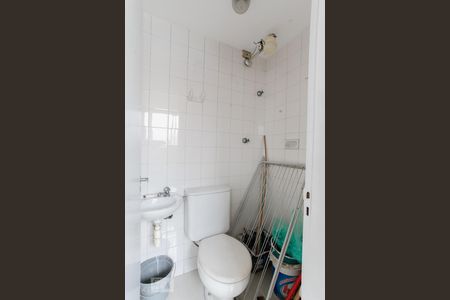 Apartamento para alugar com 70m², 2 quartos e 1 vaga Apartamento para alugar com 70m², 2 quartos e 1 vagaBanheiro de Serviço