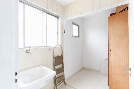 Apartamento para alugar com 70m², 2 quartos e 1 vaga Apartamento para alugar com 70m², 2 quartos e 1 vagaÁrea de Serviço