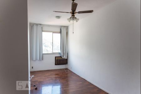Sala de apartamento para alugar com 2 quartos, 60m² em Rio Comprido, Rio de Janeiro