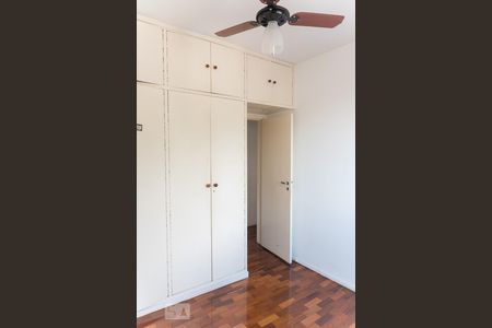 Quarto 1 de apartamento para alugar com 2 quartos, 60m² em Rio Comprido, Rio de Janeiro