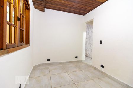 Quarto de casa para alugar com 1 quarto, 60m² em Vila Pirajussara, São Paulo