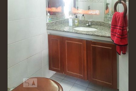 Apartamento para alugar com 155m², 4 quartos e 3 vagas Apartamento para alugar com 155m², 4 quartos e 3 vagasBanheiro