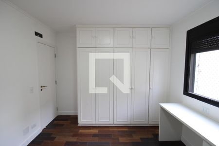 Apartamento à venda com 143m², 4 quartos e 2 vagasQuarto 3