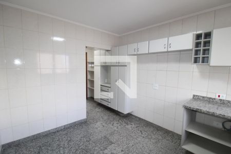 Apartamento à venda com 143m², 4 quartos e 2 vagasCozinha
