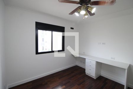 Apartamento à venda com 143m², 4 quartos e 2 vagasQuarto 2