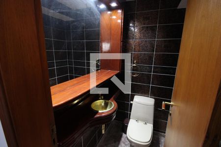 Apartamento à venda com 143m², 4 quartos e 2 vagasBanheiro 3