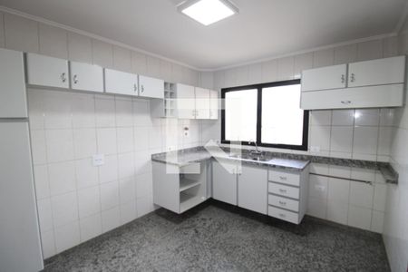 Apartamento à venda com 143m², 4 quartos e 2 vagasCozinha