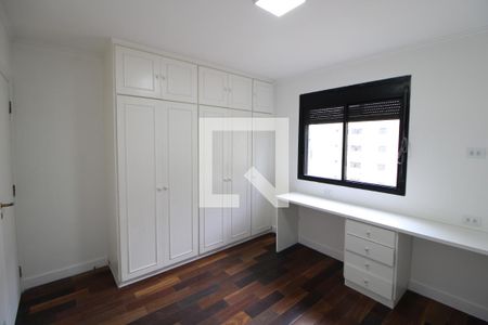 Apartamento à venda com 143m², 4 quartos e 2 vagasQuarto 3
