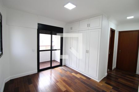 Apartamento à venda com 143m², 4 quartos e 2 vagasQuarto 4