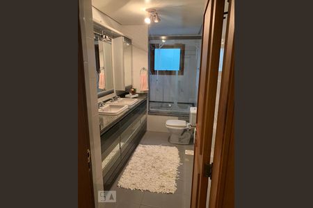 Apartamento à venda com 314m², 5 quartos e 2 vagasBanheiro