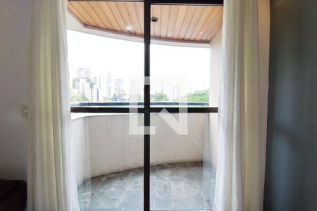 Apartamento à venda com 38m², 1 quarto e 1 vaga Apartamento à venda com 38m², 1 quarto e 1 vagaVaranda