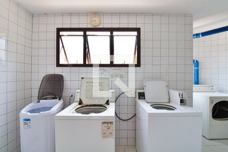 Apartamento à venda com 38m², 1 quarto e 1 vaga Apartamento à venda com 38m², 1 quarto e 1 vagaÁrea comum - Lavanderia