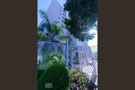 Apartamento à venda com 77m², 1 quarto e 1 vaga Apartamento à venda com 77m², 1 quarto e 1 vagaFachada