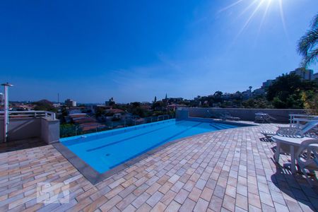 Apartamento à venda com 77m², 1 quarto e 1 vaga Apartamento à venda com 77m², 1 quarto e 1 vagaÁrea comum - Piscina