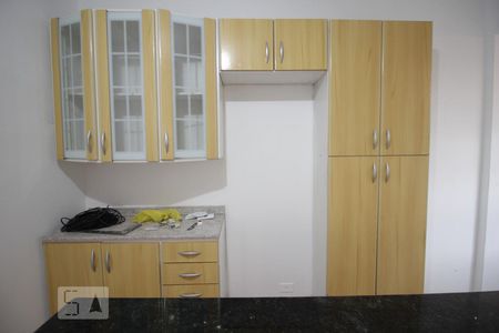 Cozinha de casa para alugar com 1 quarto, 50m² em Jardim Monte Kemel, São Paulo