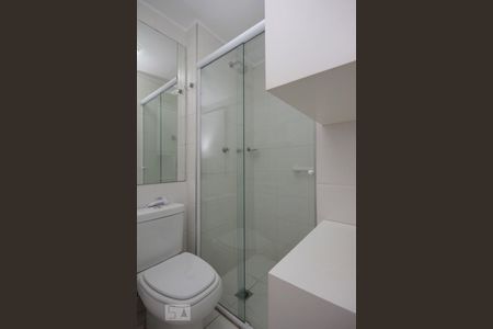 Banheiro de apartamento para alugar com 1 quarto, 50m² em Vila Buarque, São Paulo