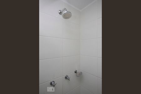 Banheiro de apartamento para alugar com 1 quarto, 50m² em Vila Buarque, São Paulo