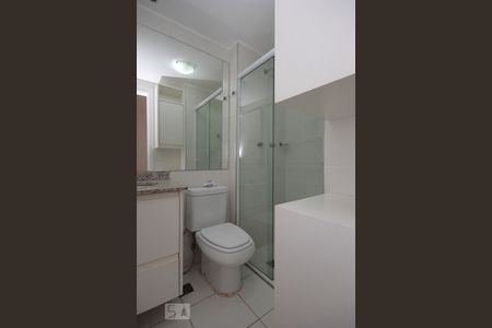 Banheiro de apartamento para alugar com 1 quarto, 50m² em Vila Buarque, São Paulo