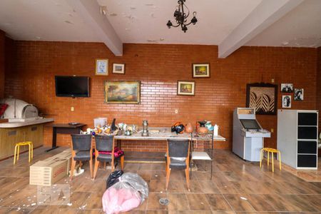 Casa à venda com 338m², 3 quartos e 5 vagas Casa à venda com 338m², 3 quartos e 5 vagasEspaço  gourmet