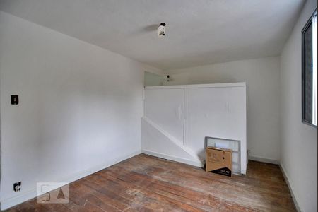 Quarto de casa para alugar com 1 quarto, 50m² em Parque da Lapa, São Paulo