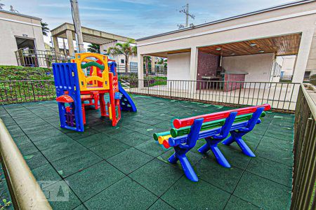 Apartamento à venda com 42m², 2 quartos e 1 vaga Apartamento à venda com 42m², 2 quartos e 1 vagaÁrea Comum - Playground