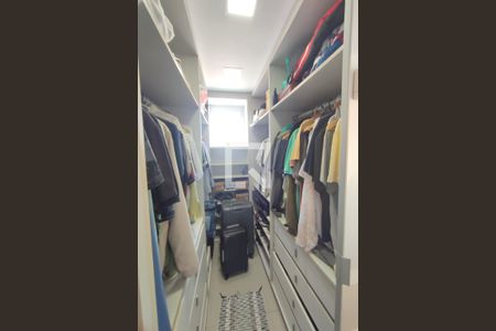 Apartamento à venda com 120m², 2 quartos e 1 vaga2º Pav - Closet da Suite 2