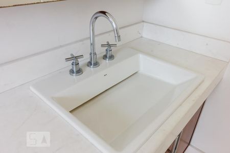 Apartamento à venda com 246m², 3 quartos e 5 vagasQuarto 02 Suíte Pia