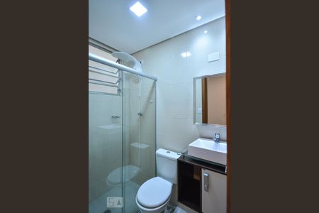 Banheiro de apartamento à venda com 1 quarto, 45m² em Sumaré, São Paulo