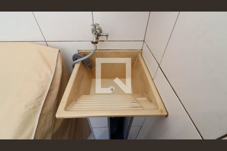 Apartamento à venda com 58m², 3 quartos e 1 vaga Apartamento à venda com 58m², 3 quartos e 1 vagaÁrea de Serviço