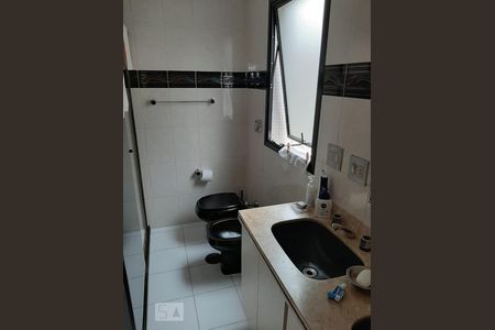 Apartamento à venda com 187m², 4 quartos e 3 vagas Apartamento à venda com 187m², 4 quartos e 3 vagasBanheiro