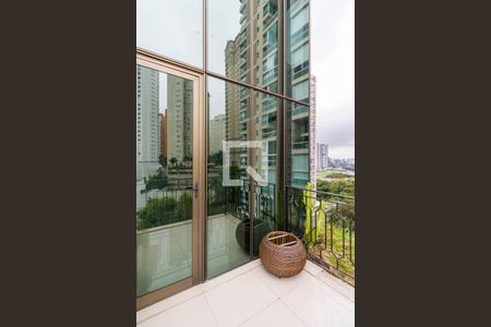 varanda/Vista de apartamento para alugar com 1 quarto, 90m² em Jardim Fonte do Morumbi, São Paulo