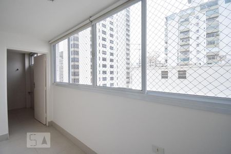 Apartamento para alugar com 98m², 2 quartos e 1 vagaÁrea de serviço