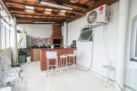 Apartamento à venda com 224m², 4 quartos e 3 vagasChurrasqueira Cobertura