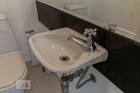 Detalhe do Lavabo de apartamento para alugar com 1 quarto, 63m² em Alphaville Industrial, Barueri
