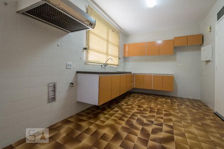 Apartamento à venda com 109m², 3 quartos e 2 vagas Apartamento à venda com 109m², 3 quartos e 2 vagasCozinha