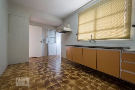 Apartamento à venda com 109m², 3 quartos e 2 vagas Apartamento à venda com 109m², 3 quartos e 2 vagasCozinha