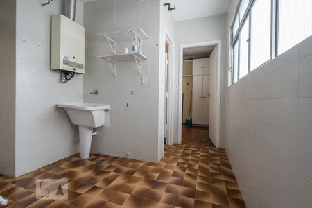 Apartamento à venda com 109m², 3 quartos e 2 vagas Apartamento à venda com 109m², 3 quartos e 2 vagasÁrea de Serviço