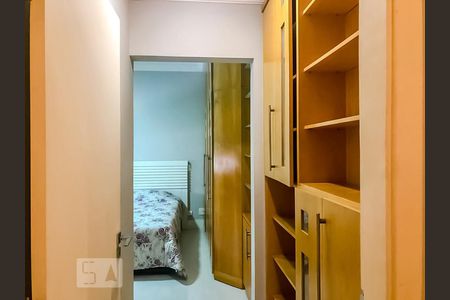 Apartamento à venda com 450m², 6 quartos e 5 vagas Apartamento à venda com 450m², 6 quartos e 5 vagasSuíte 1