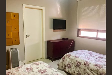 Apartamento à venda com 450m², 6 quartos e 5 vagas Apartamento à venda com 450m², 6 quartos e 5 vagasSuíte 1